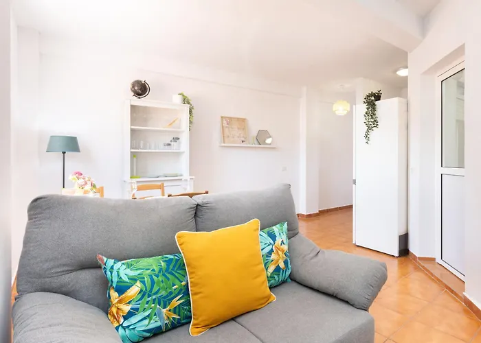 Live Piso Del Charco 아파트 *